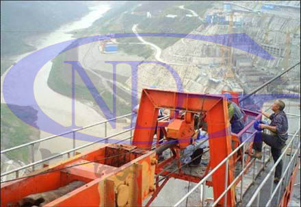 知名企業(yè)鋼絲繩無損探傷現場